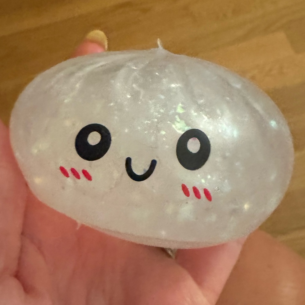 Super rare authentic glitter dumpling made by Bun Squishy!
